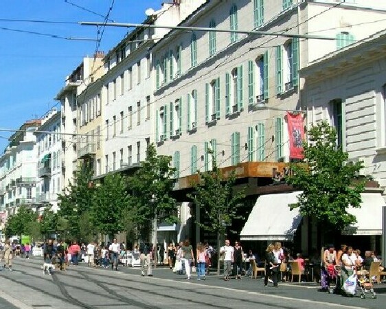 Avenue jean-m�decin nice c�te d'azur