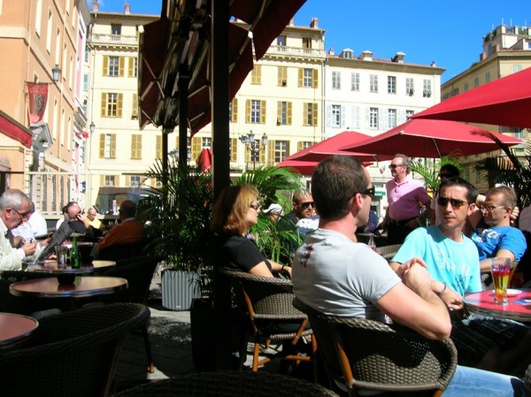  terrasse place palais de justice vieux nice c�te d'azur