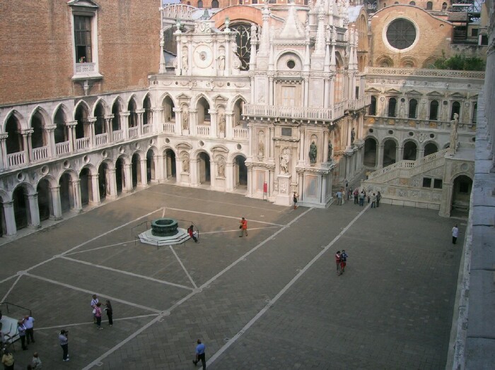  Cour int�rieure Palais des Doges Venise